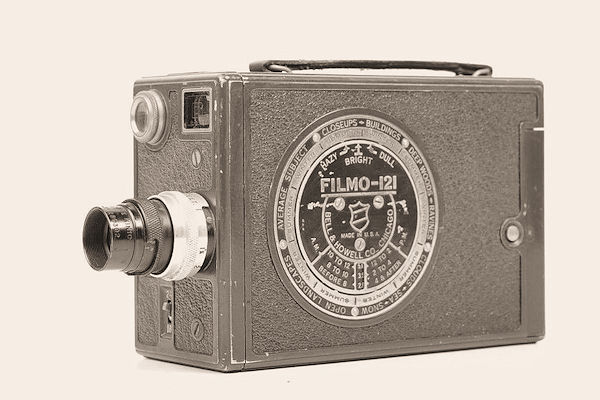 BELL & HOWELL 121