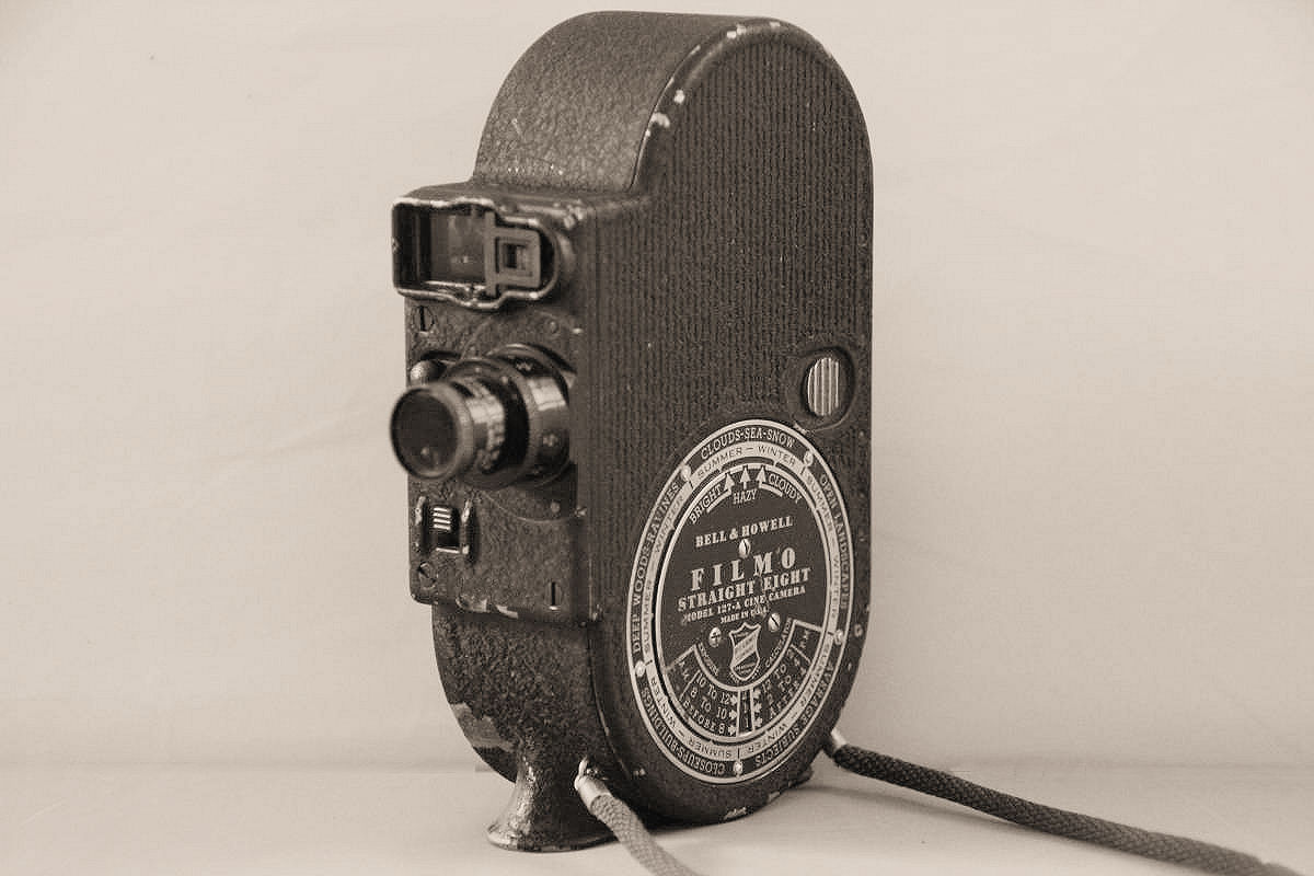 BELL & HOWELL Straight Height